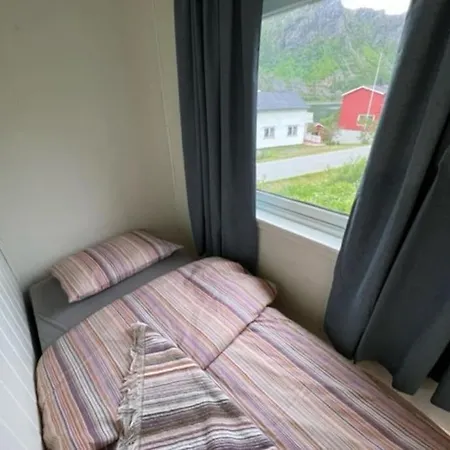 Old Fisherman's House With 4 Bedroom Сasa de vacaciones Gryllefjord